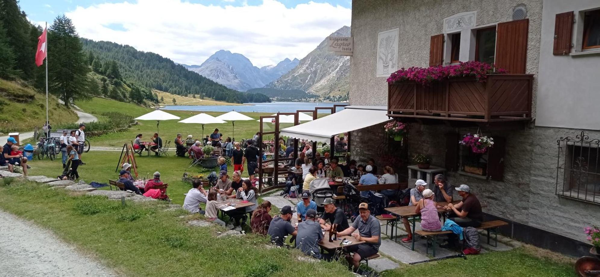 Hotel Ristorante Lagrev Maloja Exterior foto